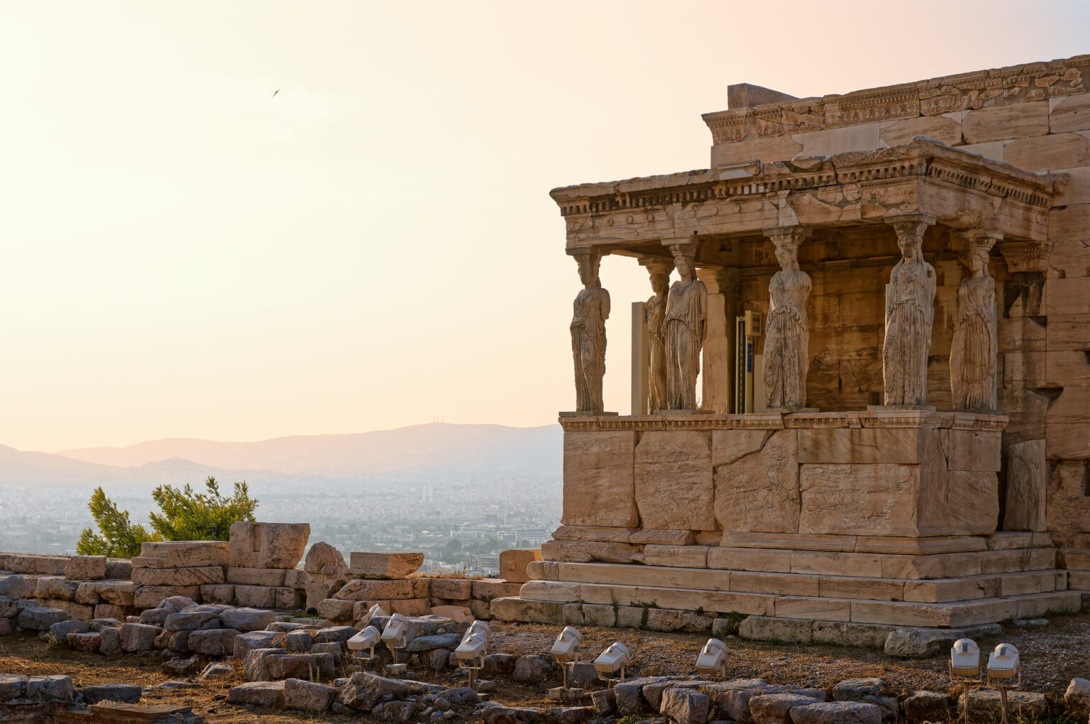 L'Eretteo con la Loggia delle Cariatidi, Acropoli di Atene